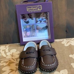 New in box Pediped brown leather loafers 6-12 m.